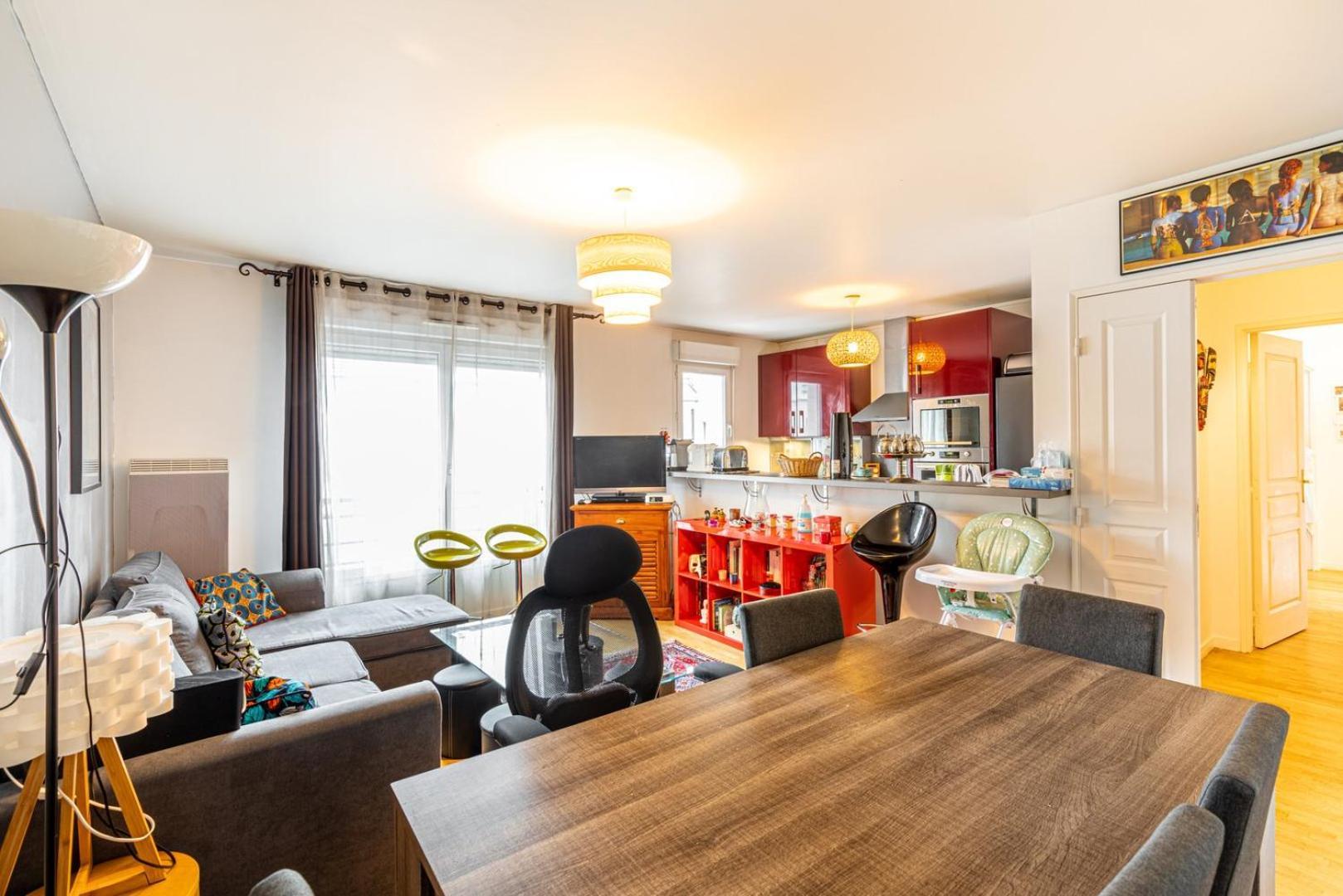 Guestready - Red Letters In Appartement Montrouge